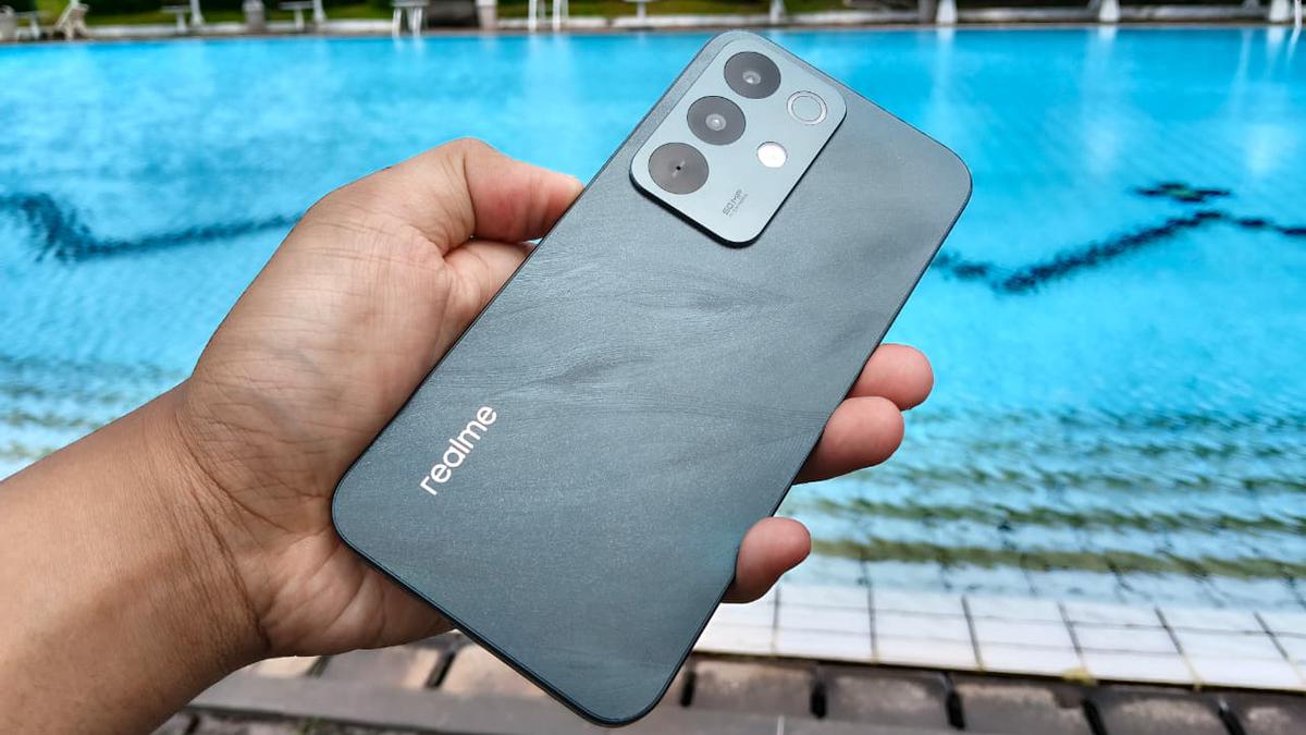 Debut Ponsel Baterai 7000mAh dan IP69K Pertama di Indonesia Siap Pecahkan Rekor Dunia