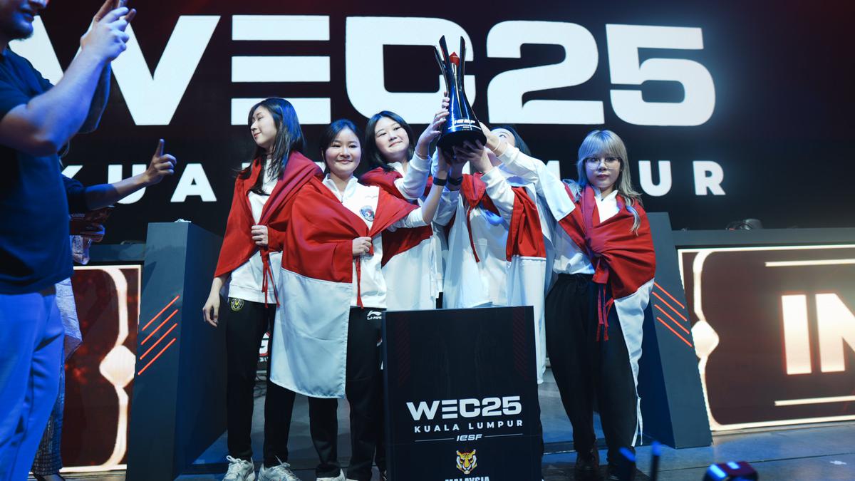 Timnas MLBB Wanita Indonesia Kembali Juara Dunia dan Tuai Perhatian